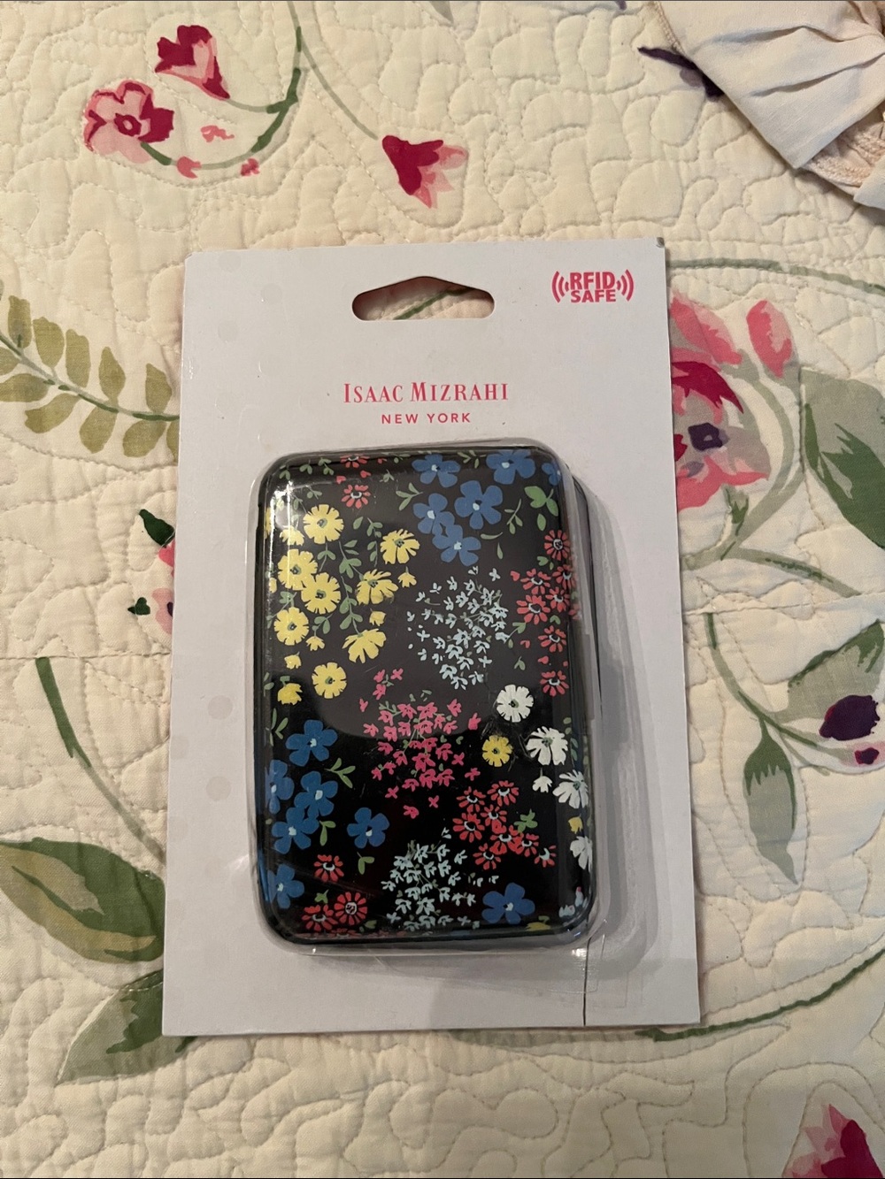 Isaac Mizrahi Black/Floral RFID Card Case